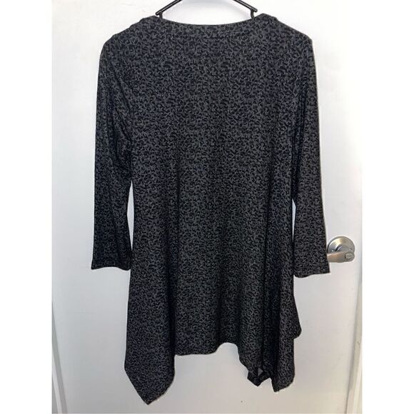 Neiman Marcus blouse - Picture 4 of 4